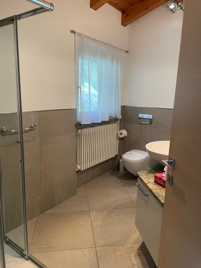 Casa Delle Olive 1 Apartment Oliveto Lario ภายนอก รูปภาพ